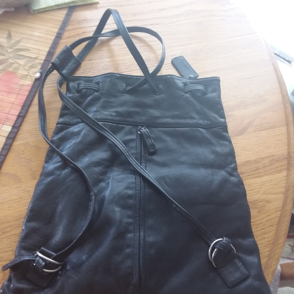 Leather Co by Liz Claborne Leather Backpack - Picture 3 of 4